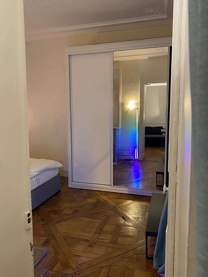 Spacious Apartment Next To Place Vendome Paris Ngoại thất bức ảnh